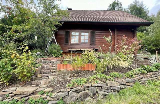 Cozy vacation home right by the forest, perfect for hiking and relaxing