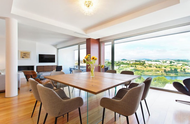 Casa dos Cubos Douro River House