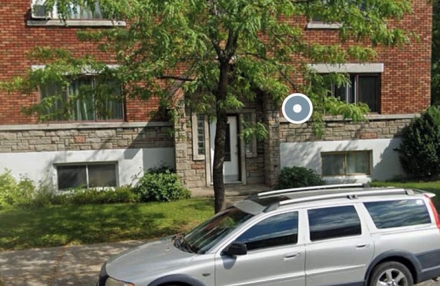 Family housing 15 minutes from downtown Montreal