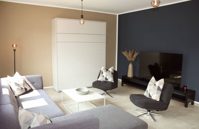 Stylish living - job & vacation