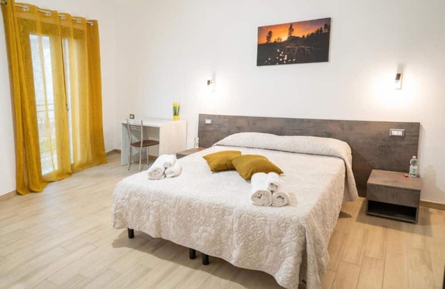 Triple room with private bathroom