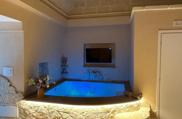 Bed and Breakfast 'Super Luxury' with Private Garden, Wi-Fi and Air Conditioning