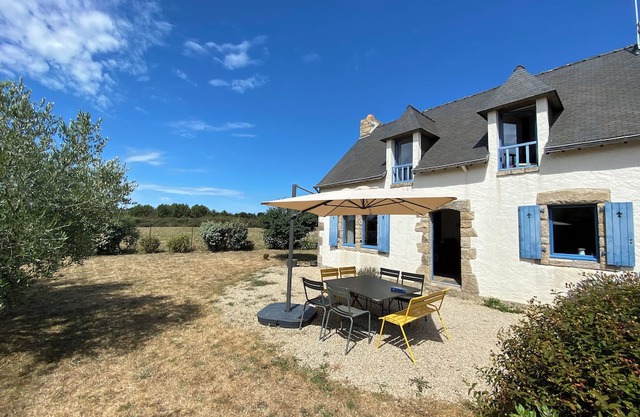 House Saint philibert the beaches on foot