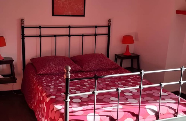 Room 'Coquelicot' with Mountain View, Shared Terrace and Wi-Fi