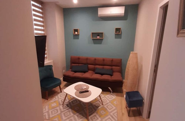 Appart 100 - Cosy T2 with TV