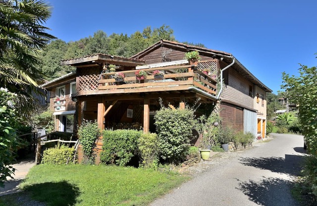 Apartment 'Les Chambres Du Ruisseau' with Mountain View, Shared Terrace and Wi-Fi