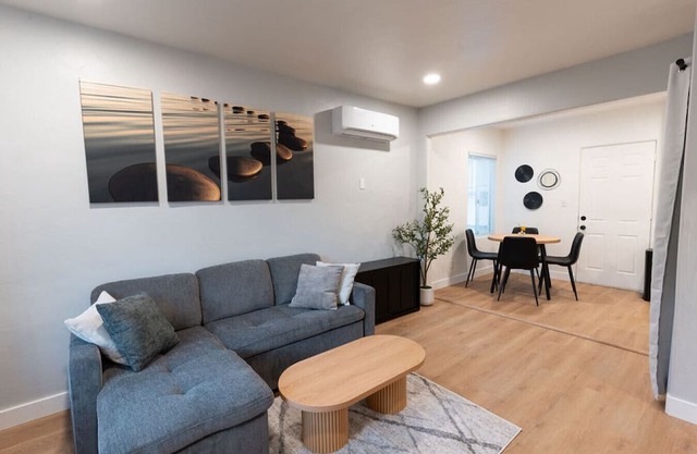 Relaxing Retreat in North Park – 3943