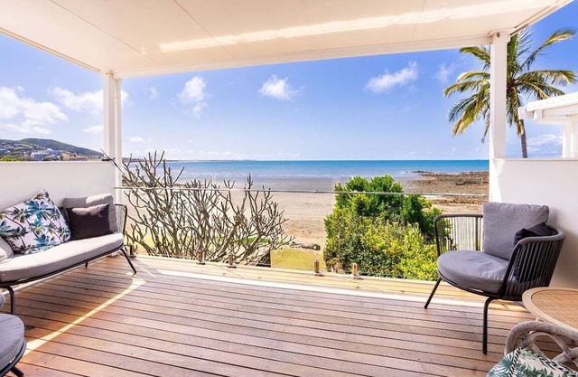 Waterfront On Wattle