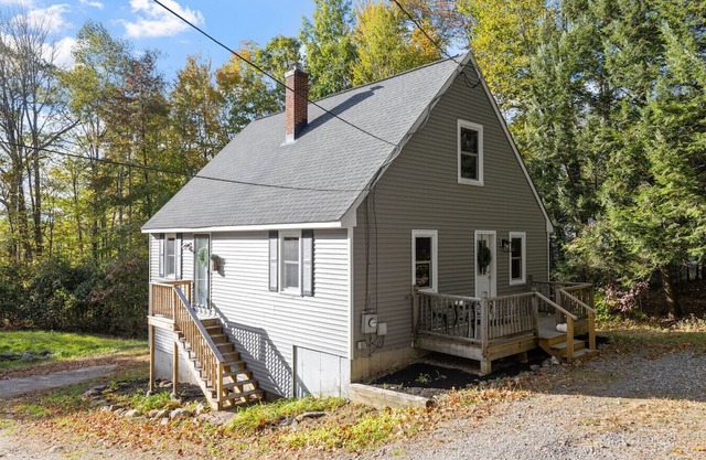 The Birchwood Chalet Modern Comfort in the Woods