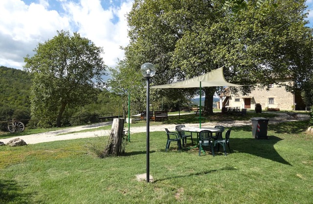 Escape to Umbria, Casale al Lago