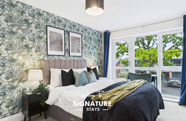 *New* | No5 Saxon Way | Gym | Pool & Spa