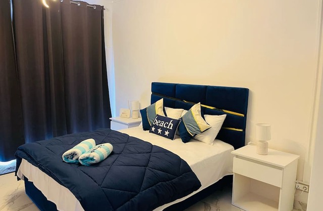 Refresh Holiday's'Apartment 2