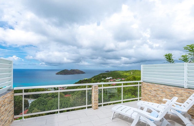 1 Bed Apartment Bungalow hansen 1 in Colombier,