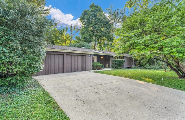 Incredible Mid-Century home in premium location