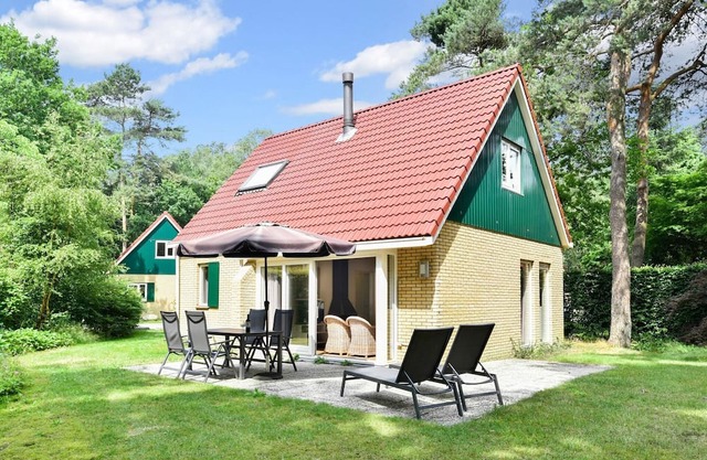 Holiday home with sauna, 18 km. from Tilburg