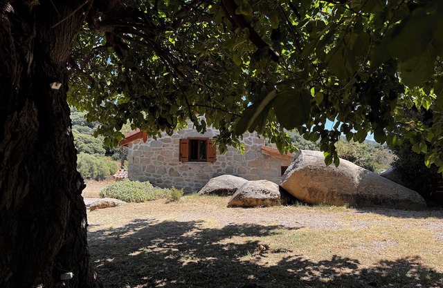 Authentic stone Caseddu in Porticcio with sea view