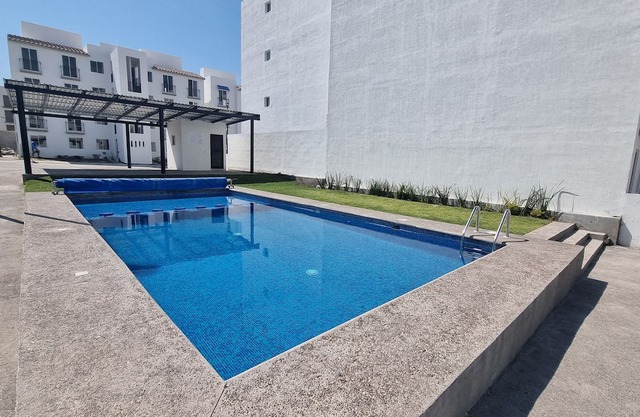 Comfortable Apartment With Swimming Pool, Wi-Fi, In Private Condo