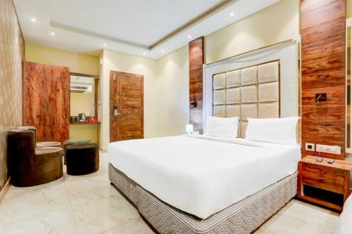 Townhouse Oak Amity University Patna Formerly The Golden Crown
