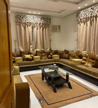 شقة الإسكان المفروشة