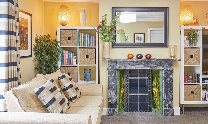 South Charlton Apartment | Pet-Friendly Muggles Mews | Guest Rated 10/10 Stay