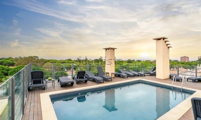 Fornos Condo | Pet-Friendly Apartment with Pool Steps from the Beach