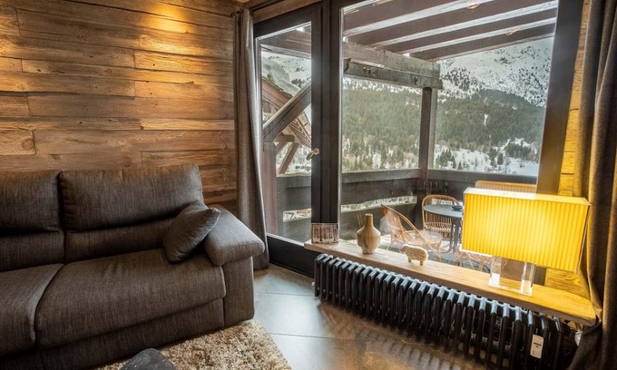 Meribel Centre Apartment | Premium Grands Sorbiers 6: Child-Friendly Apartment Retreat