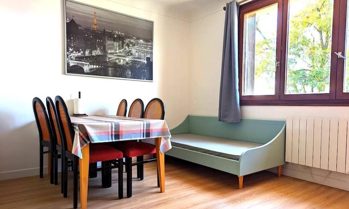 Les Stades Apartment | Homerez - Beautiful appartement for 7 ppl. at Villiers-sur-Marne