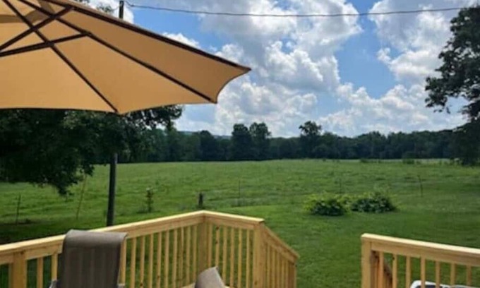 Ronda House | Cozy Wine Country Cottage - Family-Friendly Stay Near Wineries