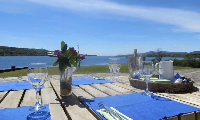 Durrus Villa | Experience 5 Bedrooms with Ocean Views on Wild Atlantic Way