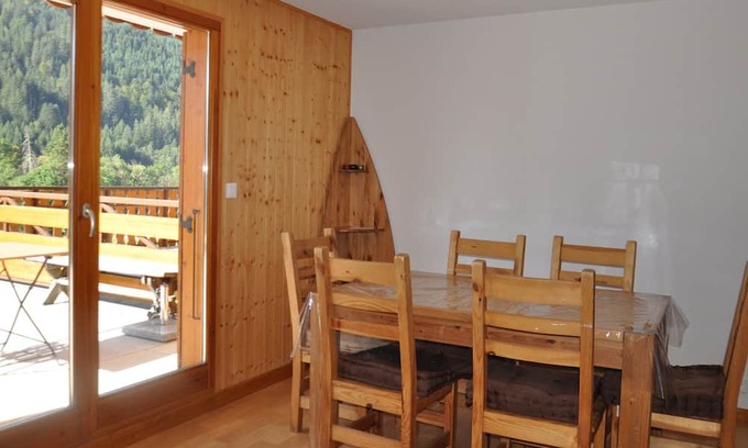 La Chapelle-d'Abondance Apartment | Comfortable 2-Bedroom Apartment in La Chapelle-d'Abondance