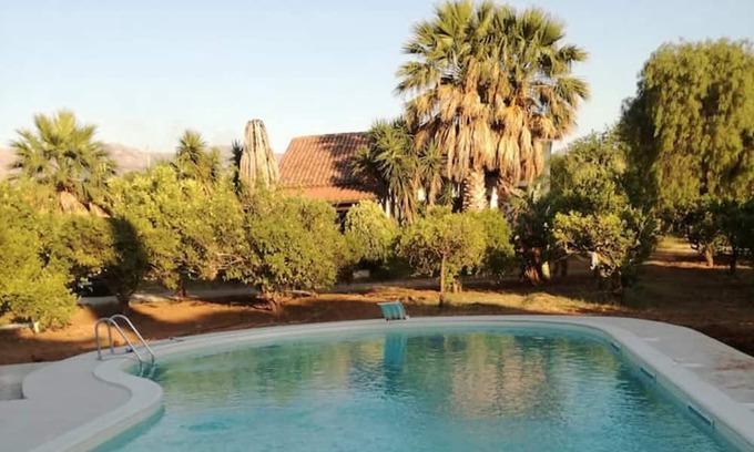 Partinico Villa | Villa "Chianurrè Azzurro": Poolside Retreat with Wi-Fi