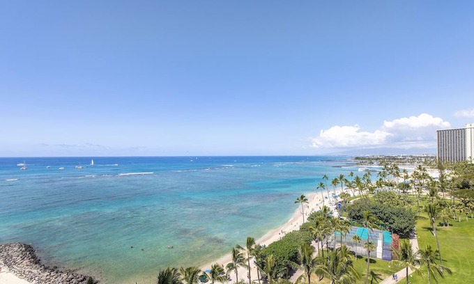 Waikiki Condo | Waikiki Shore - Breathtaking Ocean Views & Family-Friendly Amenities
