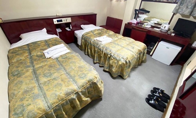 Mihara House | Twin room smoking 3 minutes on foot from JR Mi / Mihara Hiroshima