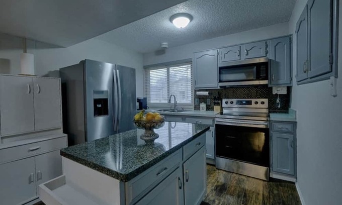 Bedford House | Lovely house near DFW!