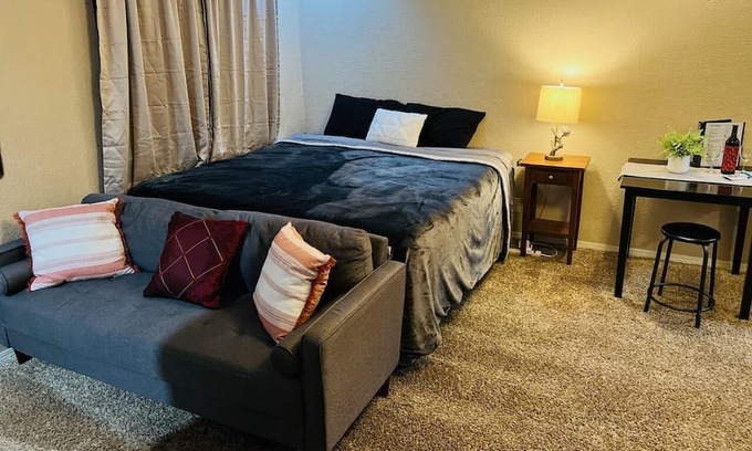 Roseville Apartment | Modern Studio with Full Kitchen, Ideal for Families