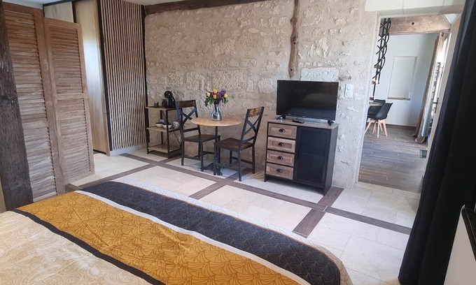 Orbigny House | Discover a Cozy Gite near Beauval Zoo & Châteaux