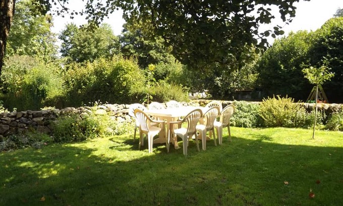 Saint-Cirgues-de-Malbert Cottage | Cozy Gite Saint-Cirgues-de-Malbert for 2 with Kitchen