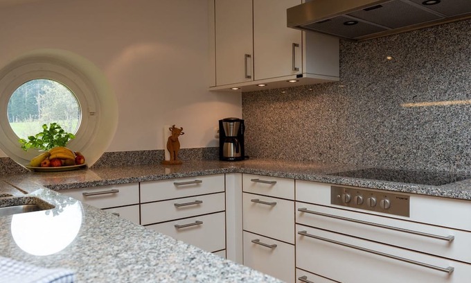 Gmund am Tegernsee Apartment | Jägerhof Biobauernhof am Tegernsee - Cozy Apartment Sunrise