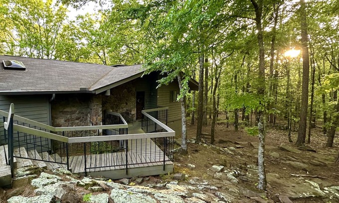 Eden Isle Condo | Family-Friendly Condo at Eden Isle in Heber Springs