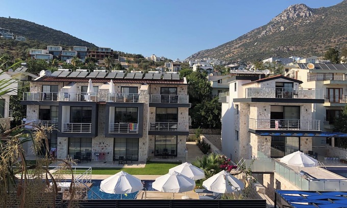Kalkan Apartment | Elegant Stonehaus Apart Dublex with Jacuzzi & Sea View