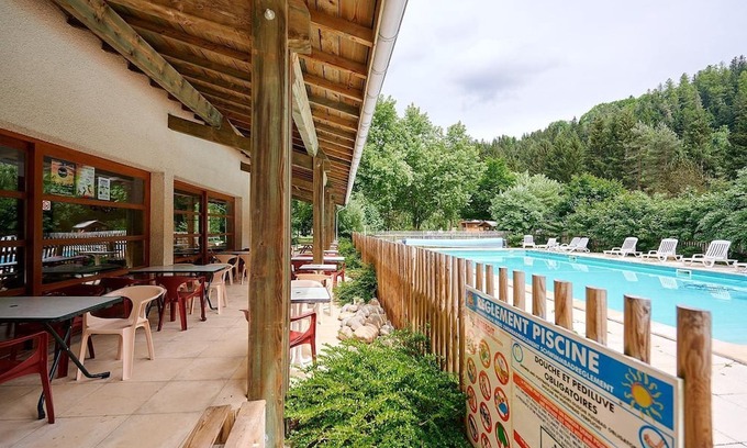 Sainte-Sigolene Ski Chalet | Premier Villatent for 5 at Campsite de Vaubarlet, Auvergne