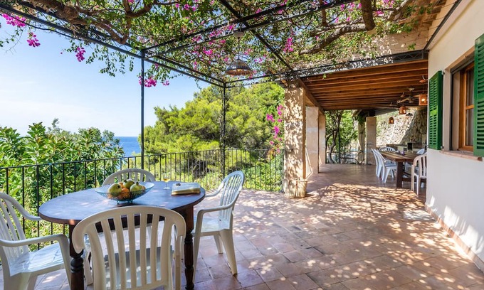Alconasser House | Secluded Finca with Breathtaking Sea Views and Pool