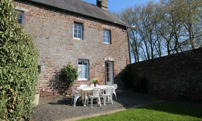 Ver Cottage | Gite Ver, 2 bedrooms, 4 persons