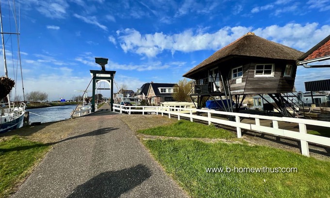 Schoorldam House | Charming Oceanfront Holiday Home with Free Wifi & Pet Friendly
