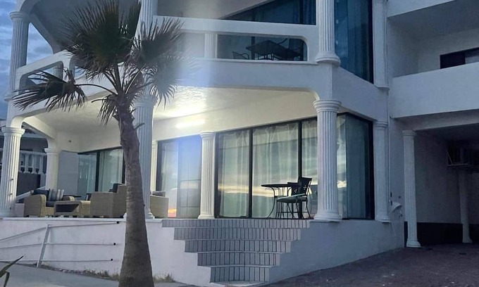 Puerto Penasco House | Spacious 10-Bedroom Retreat with Ocean Views & Pet-Friendly