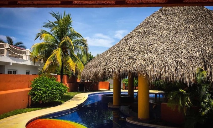 Puerto San Jose House | Great Ocean Front Home in Chulamar Guatemala CH011