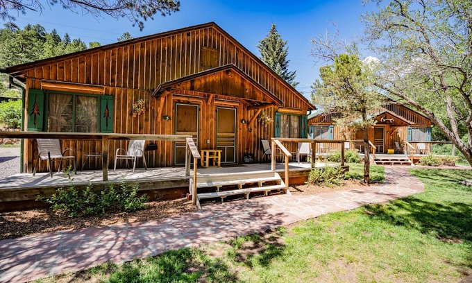 Evergreen Cabin | Colorado Bear Creek Cabin 6