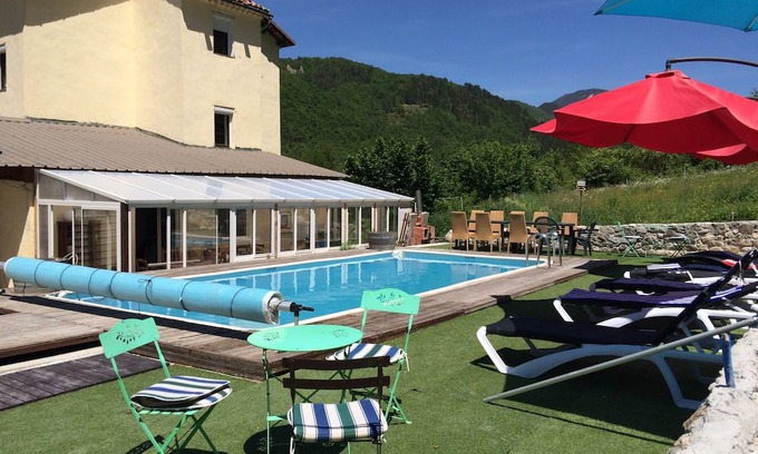 Puget-Theniers Villa | Spacious Villa with Pools, Ideal for Groups Near Nice