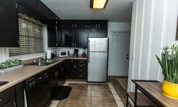 New Castle House | Rose Drive Brickstone 8