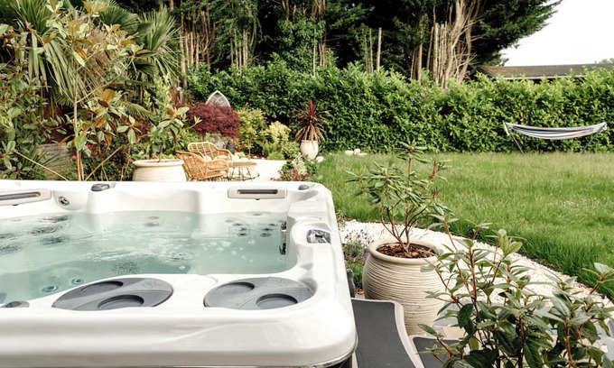 West Kingsdown House | Balancyoga Guesthouse